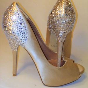 Aldo White Rhinestones Tan Satin Heels